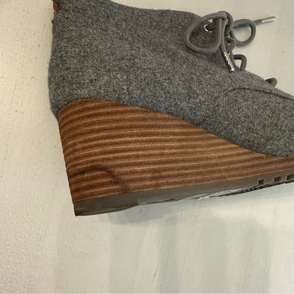 Dr. Scholl’s Shoes Women’s Lace Up Round Toe Gray Wool Wedge Booties Sz 11M GUC - Picture 6 of 13